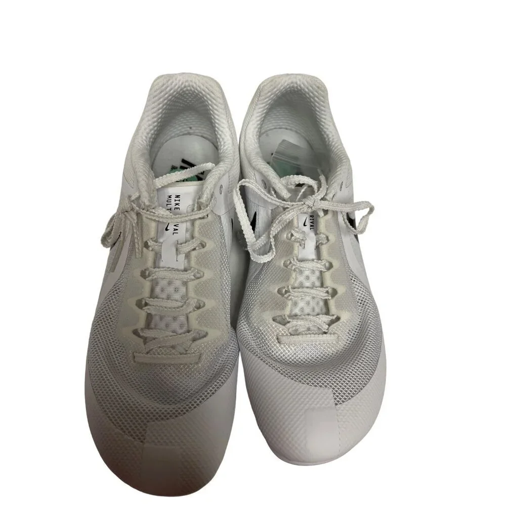 Nike features lace